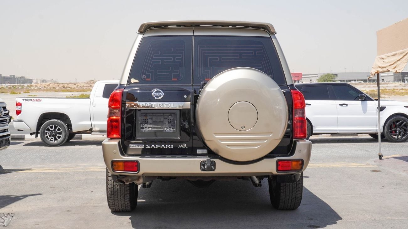 Nissan Patrol Super Safari