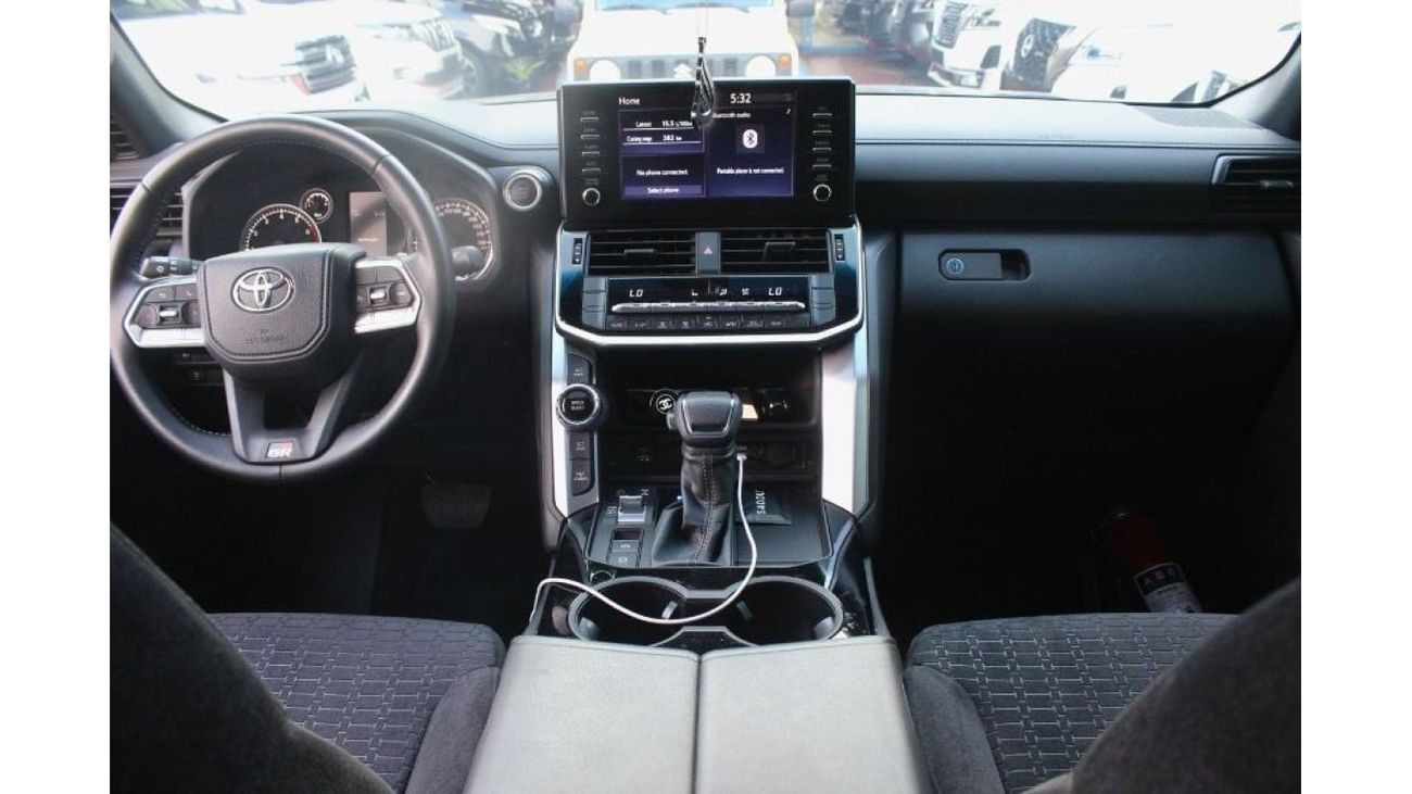 تويوتا لاند كروزر V6 4.0L, Mid Option Convert To GR Sport ,GCC