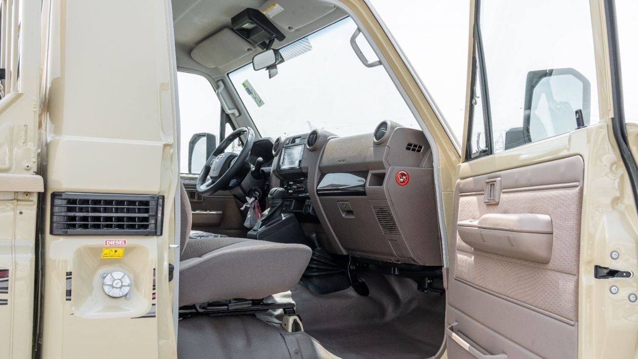 تويوتا لاند كروزر بيك آب 2026 Toyota Land Cruiser LC79 2.8L AT Diesel (Beige-Brown) Basic