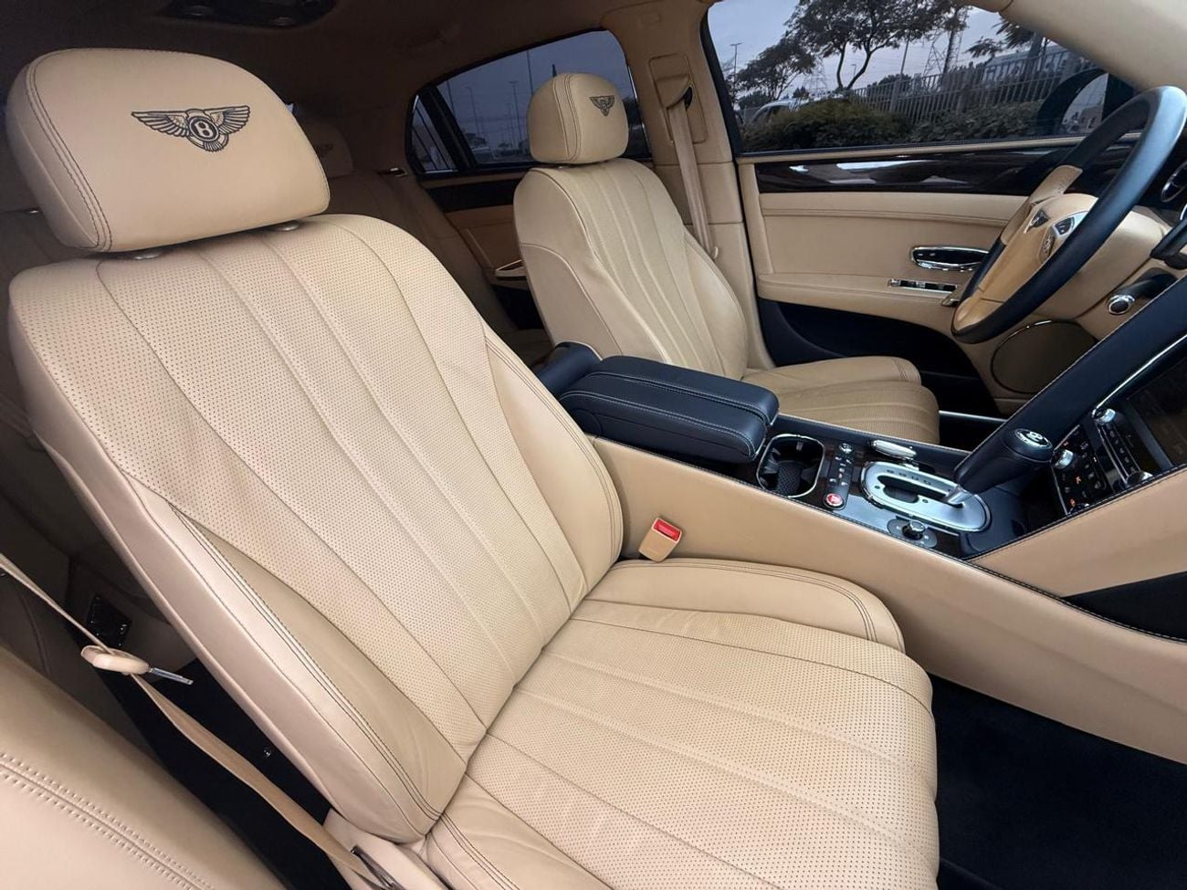 بنتلي فلاينج سبور Bentley Flying Spur W12 Speed 2014 - GCC Specs - Impeccable Condition Original Paint Service History