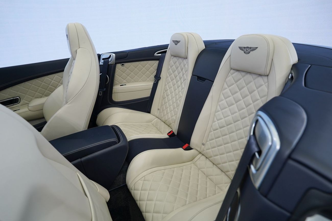 Bentley Continental GTC V8 S