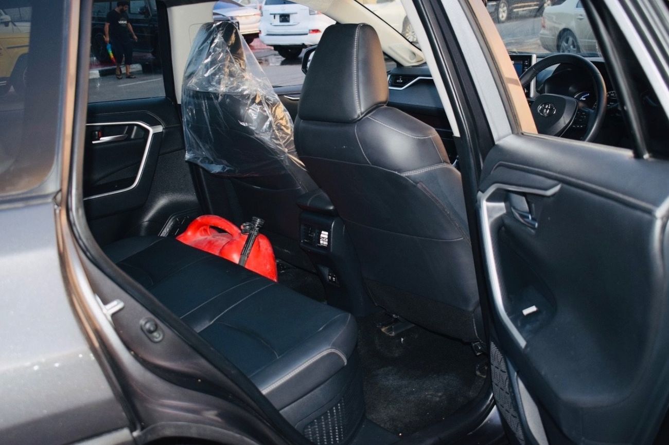 Toyota RAV4 Toyota rav4 2020 grey RHD FULL Options