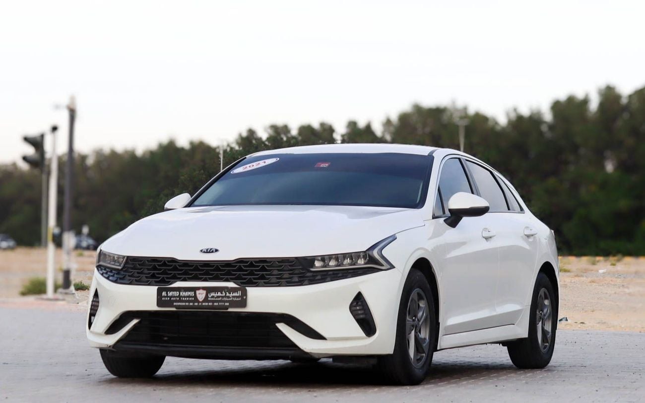 كيا K5 كيا K5 | 2.5 لتر | 2021 | خليجية | خالية من الحوادث | بحالة ممتازة | 790 شهرياً
