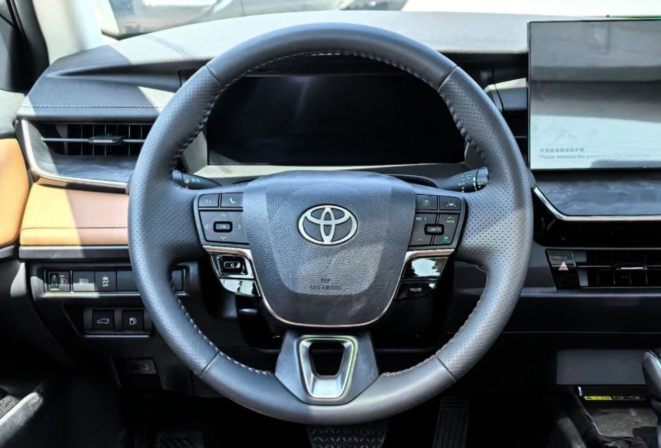 تويوتا كامري TOYOTA CAMRY 2.0L HEV PREMIUM OPTION 2025