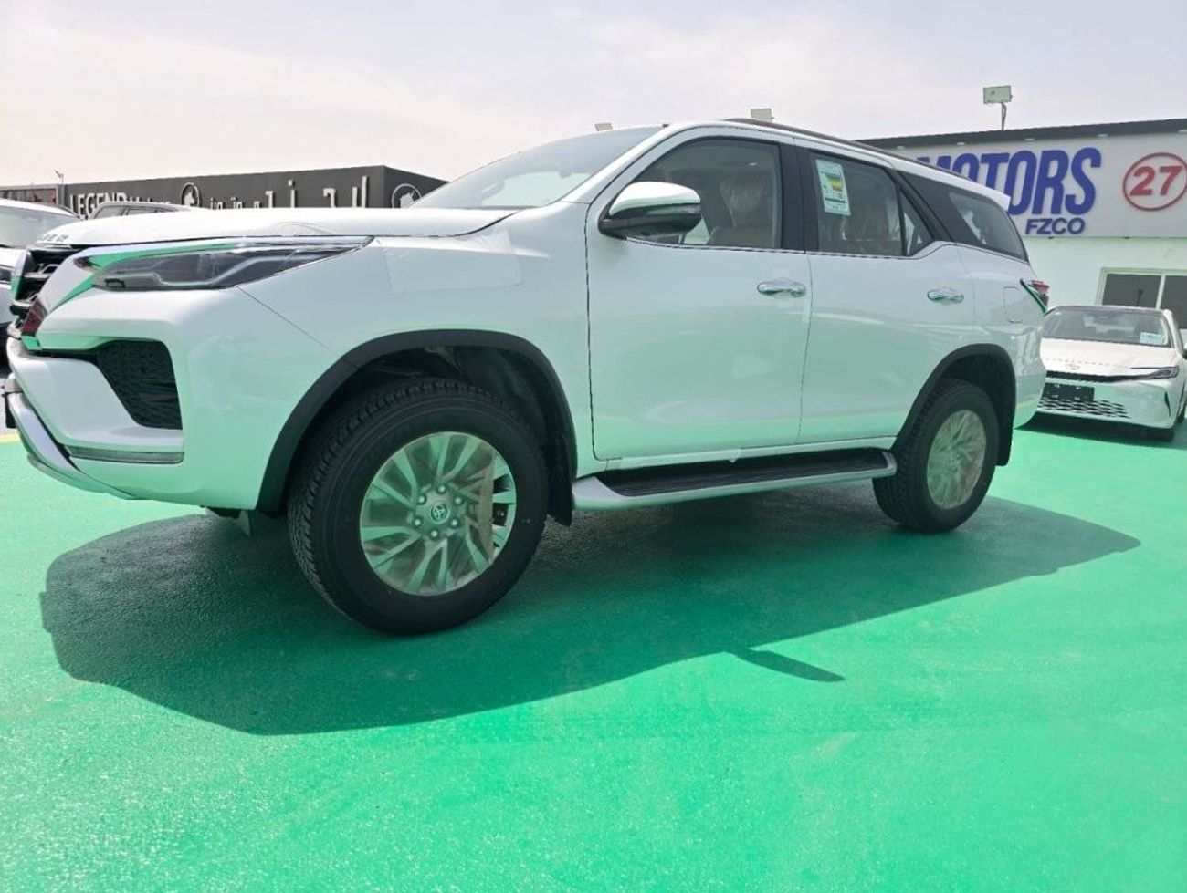 تويوتا فورتونر 4.0L PETROL V6 FULL OPTION 2024 GCC