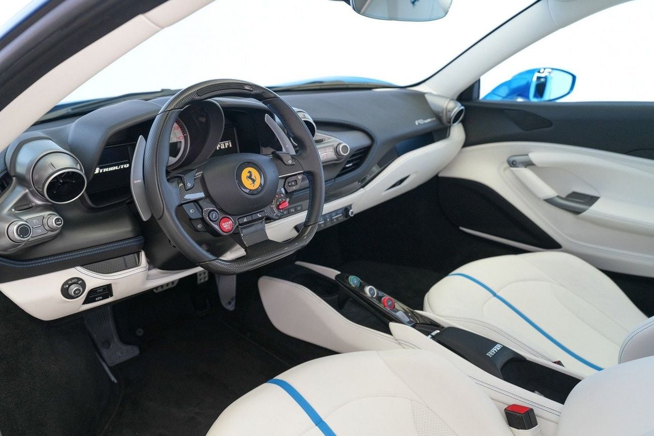 Ferrari F8 Tributo STANDARD