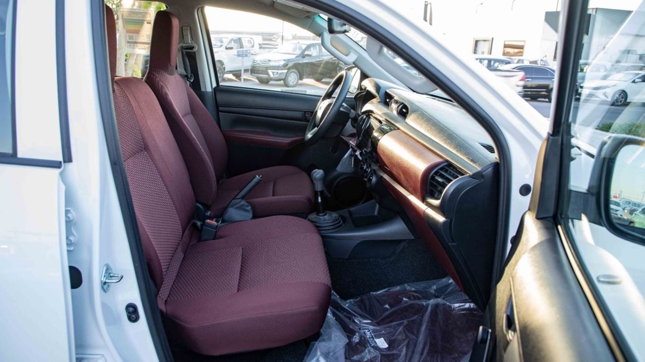 Toyota Hilux D/C 4WD Diesel DLX-E M/T | 2026 | For Local Registration +10%