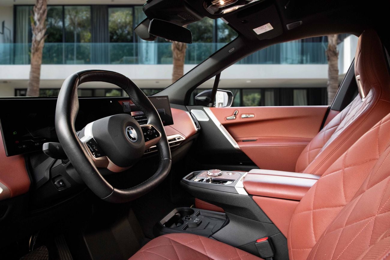 BMW iX iX 50i M Sport | 3,819 P.M | 0% Downpayment | BMW Warranty!
