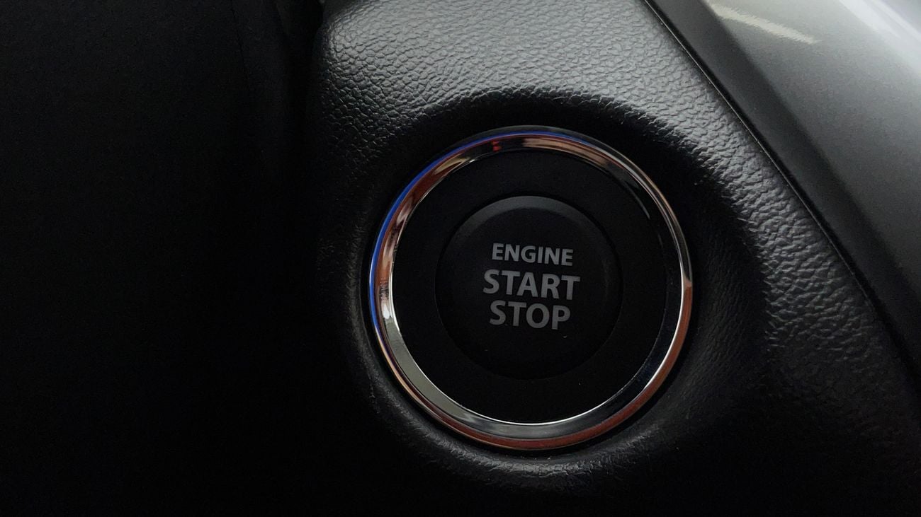 تويوتا أوربان كروزر GLX 1.5 | بدون دفعة مقدمة | اختبار القيادة في المنزل