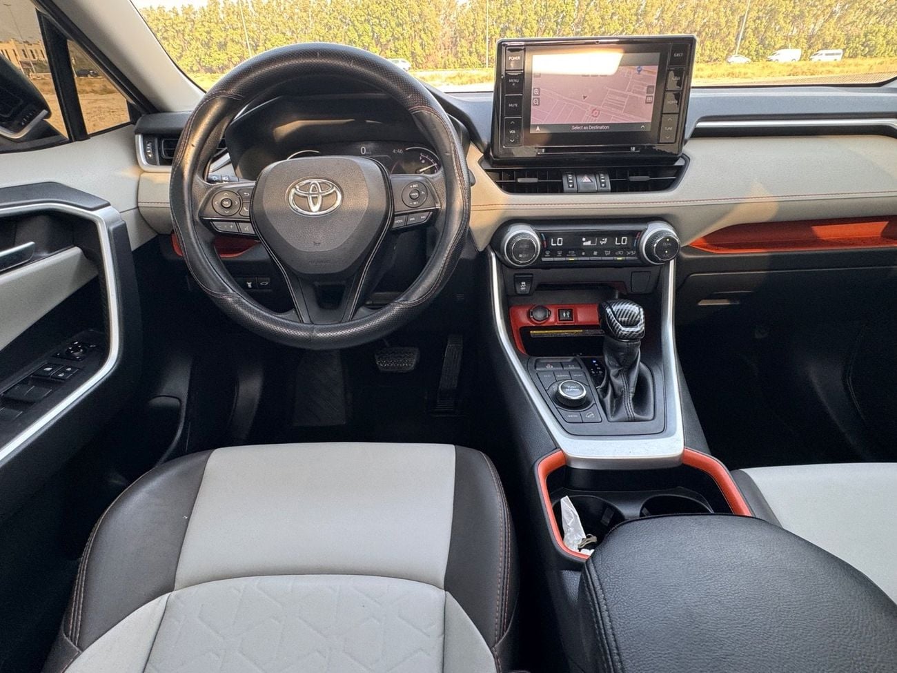 Toyota RAV4 ADVENTURE