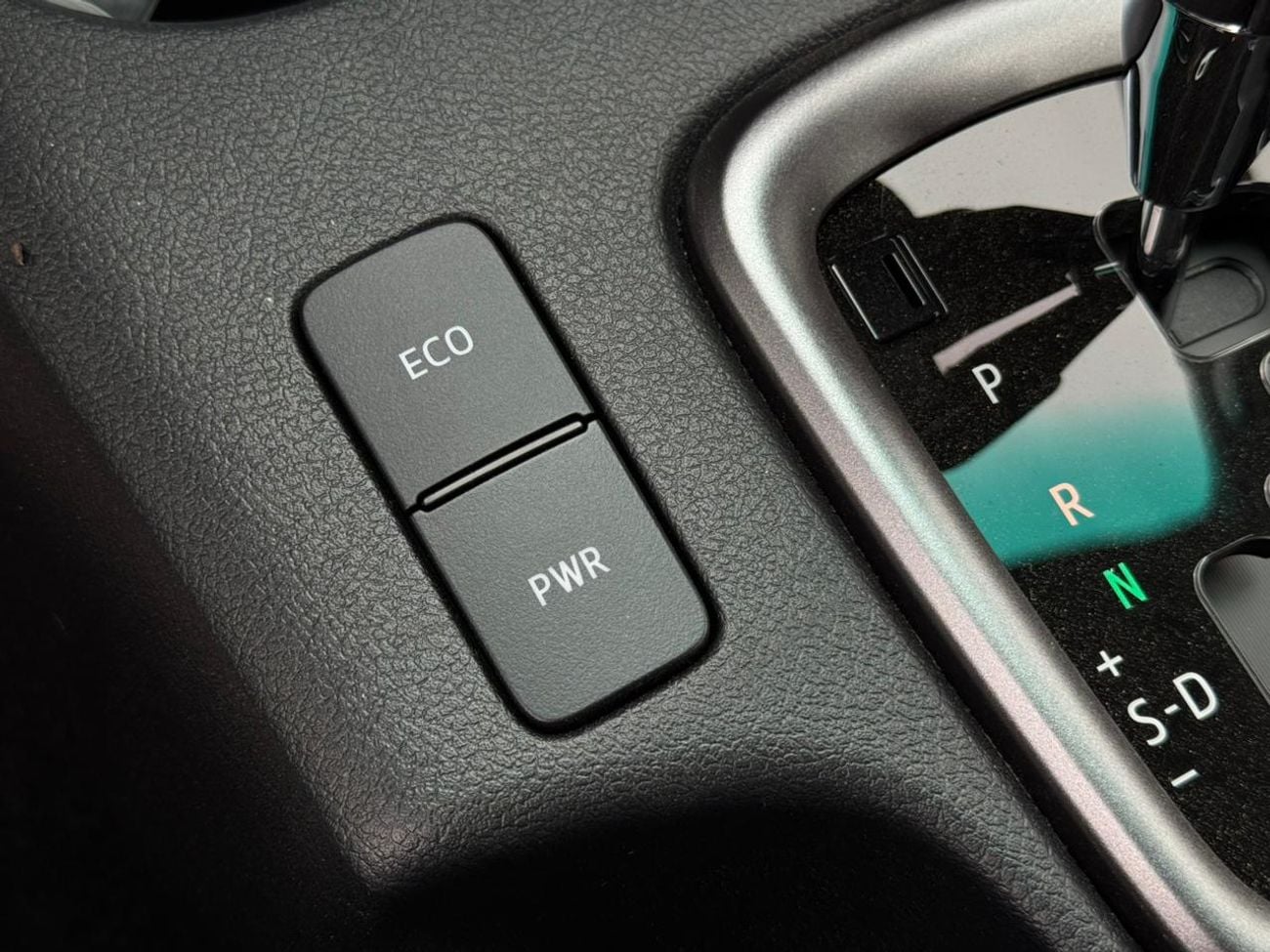 Toyota Hilux TOYOTA HILUX GR 4.0L 2026 GCC V6