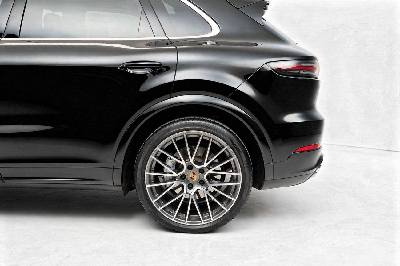 بورش كايان Turbo 4.0L (550 HP)