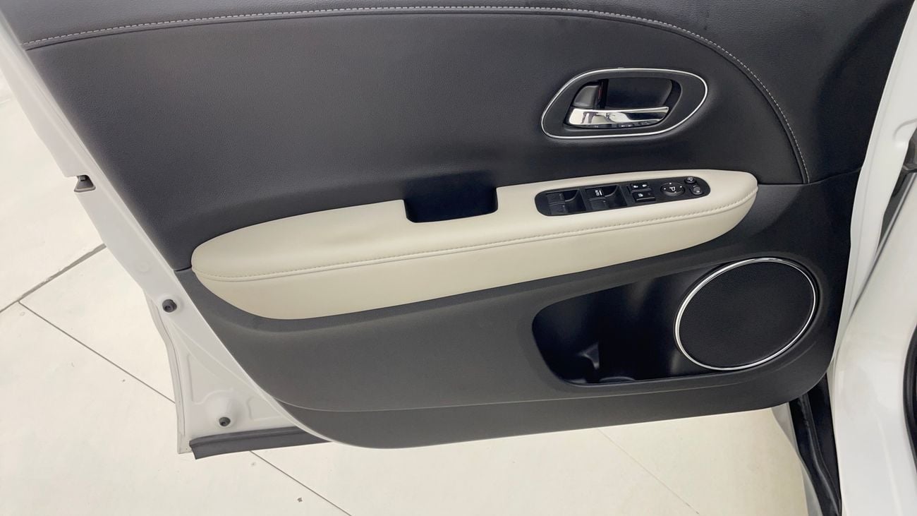 هوندا HRV EX 1.8 | بدون دفعة مقدمة | اختبار القيادة في المنزل