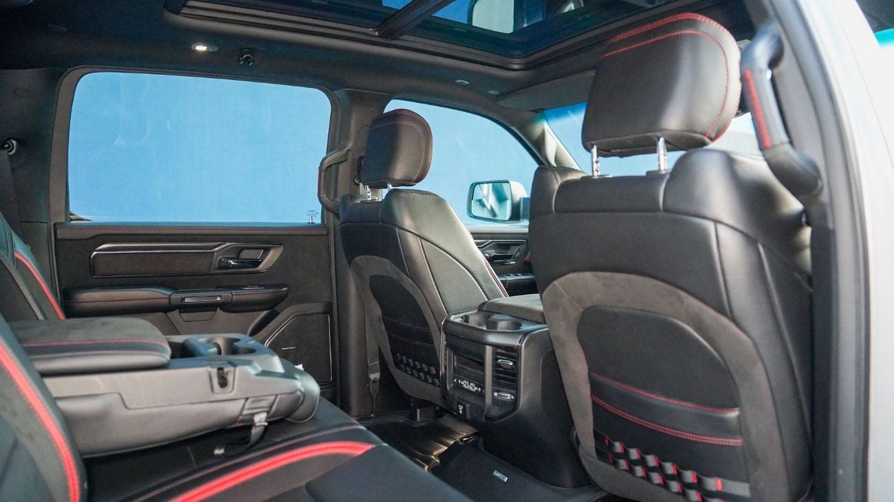 رام 1500 TRX Crew Cab 6.2L | AED 5,301 PM | Warranty March 2027 | GCC