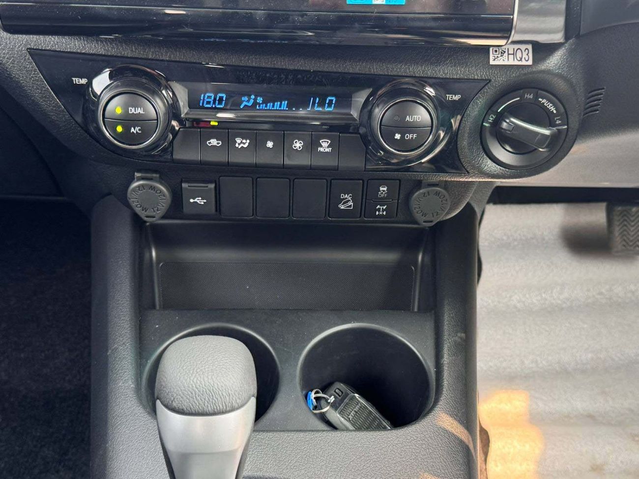 Toyota Hilux 2025 TOYOTA RIGHT HAND DRIVE HILUX TOP-LINE D/CAB 2.8L DIESEL BRAND NEW 0KM