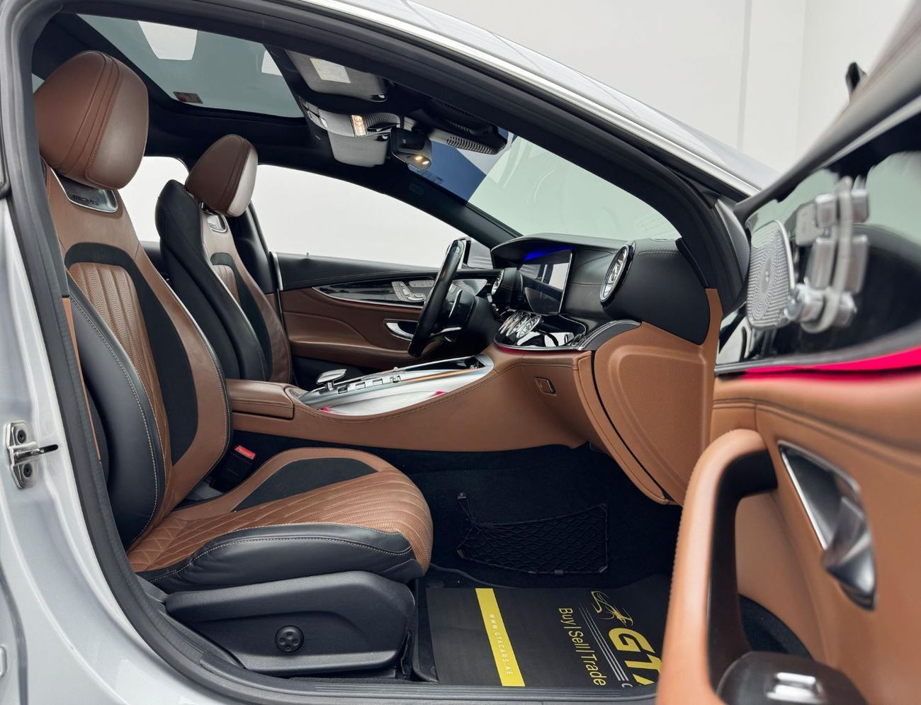 مرسيدس بنز ايه ام جي جي تي 43 2020 Mercedes-AMG GT 43 4-Door Coupe, Fully Loaded, 1 Year Warranty, Agency FSH, GCC