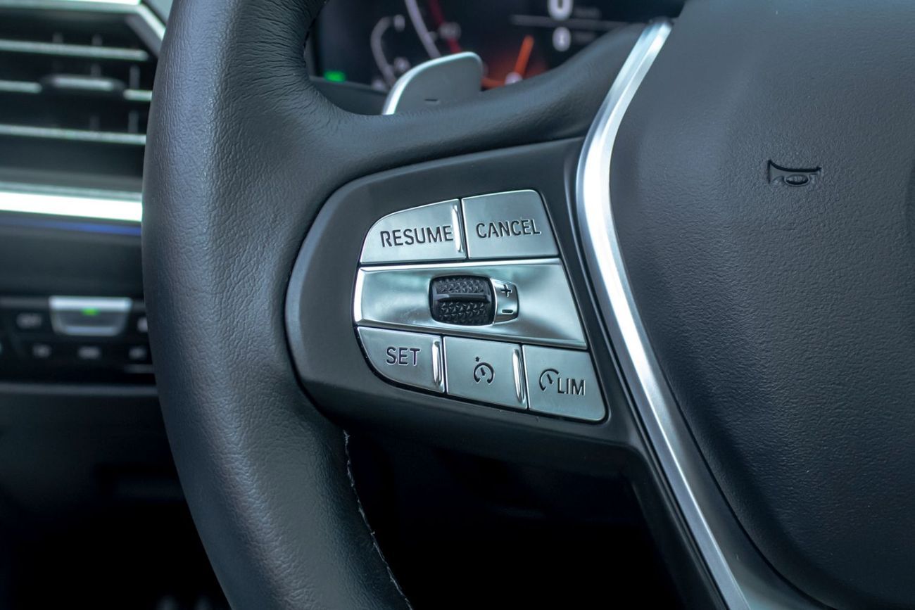 بي أم دبليو 320 Luxury Line