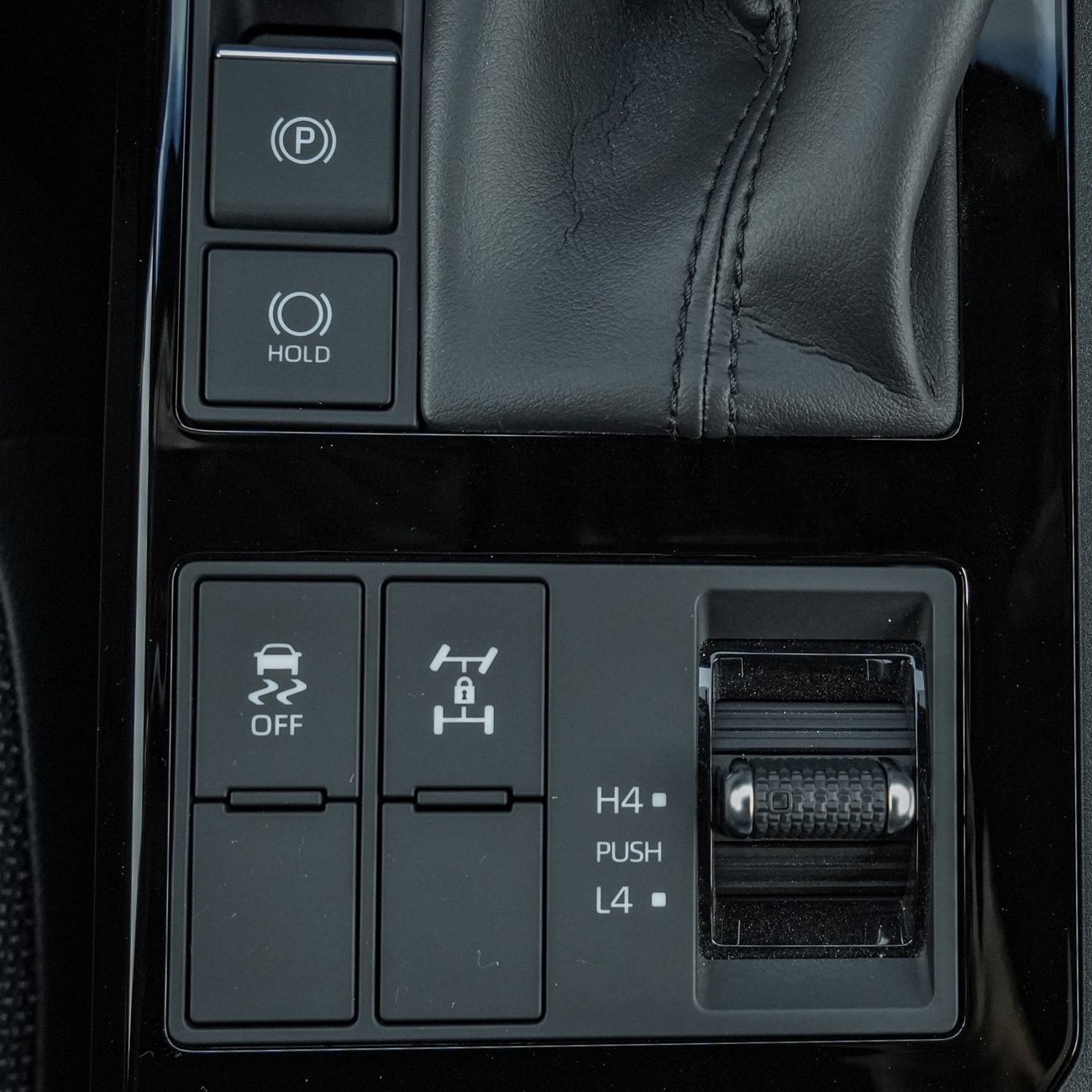 Toyota Prado Prado 2.4 TXl || 2025