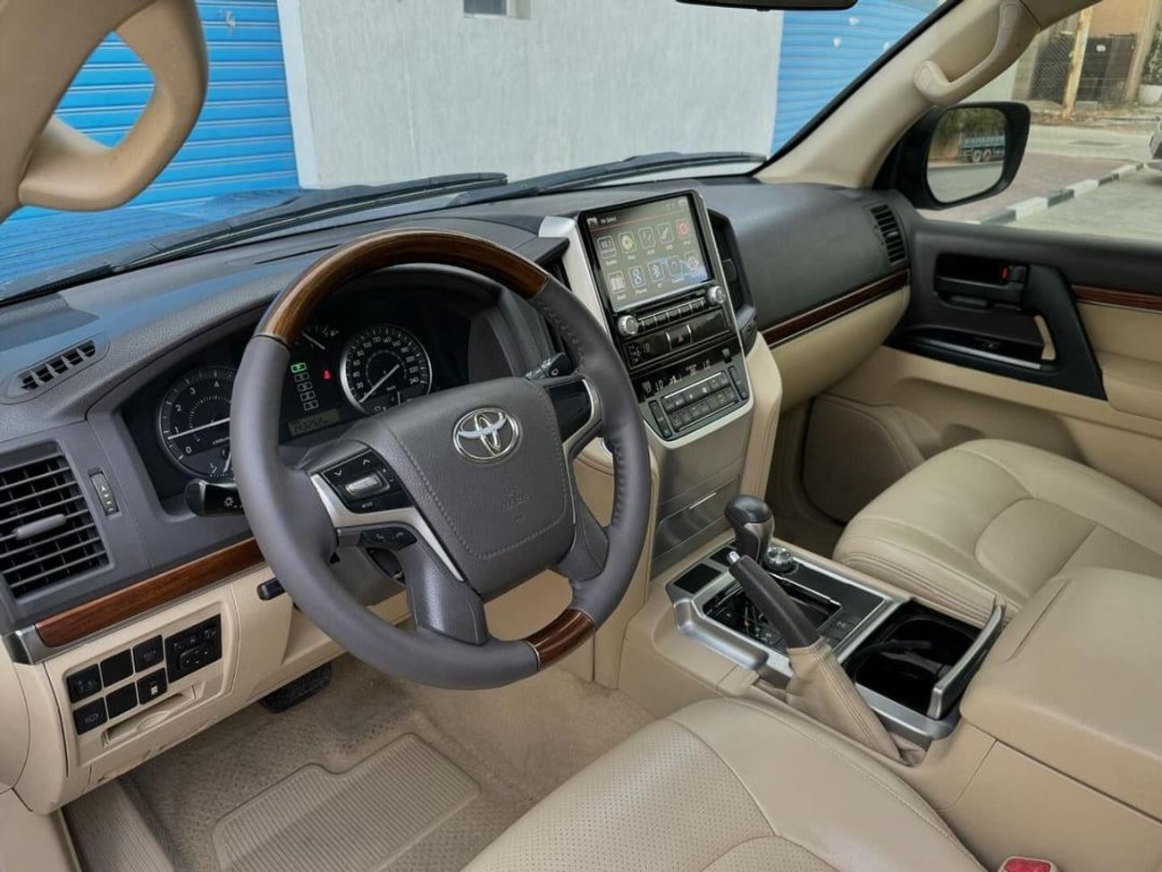 Toyota Land Cruiser تويوتا لاندكروزر GXR V8  خليجي 2016