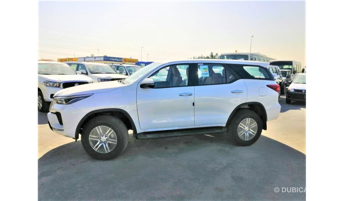 Toyota Fortuner with screen camera