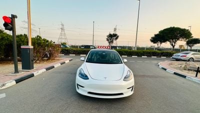 Tesla Model 3 STANDARD RANGE