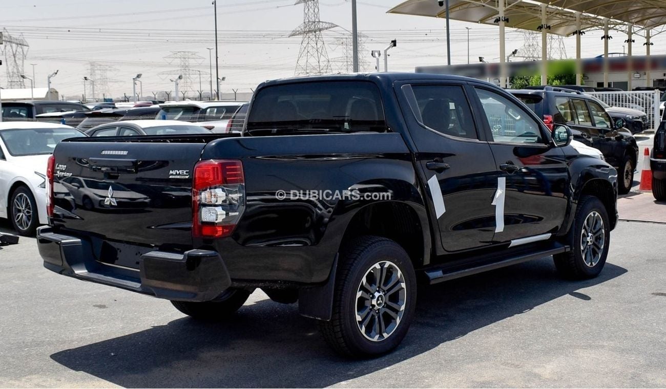 ميتسوبيشي L200 Sportero