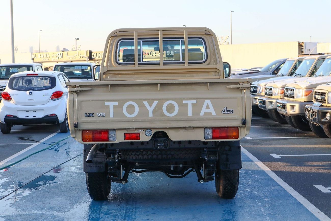 Toyota Land Cruiser Pick Up toyota land cruiser Single cab 4.0L 2024 manual