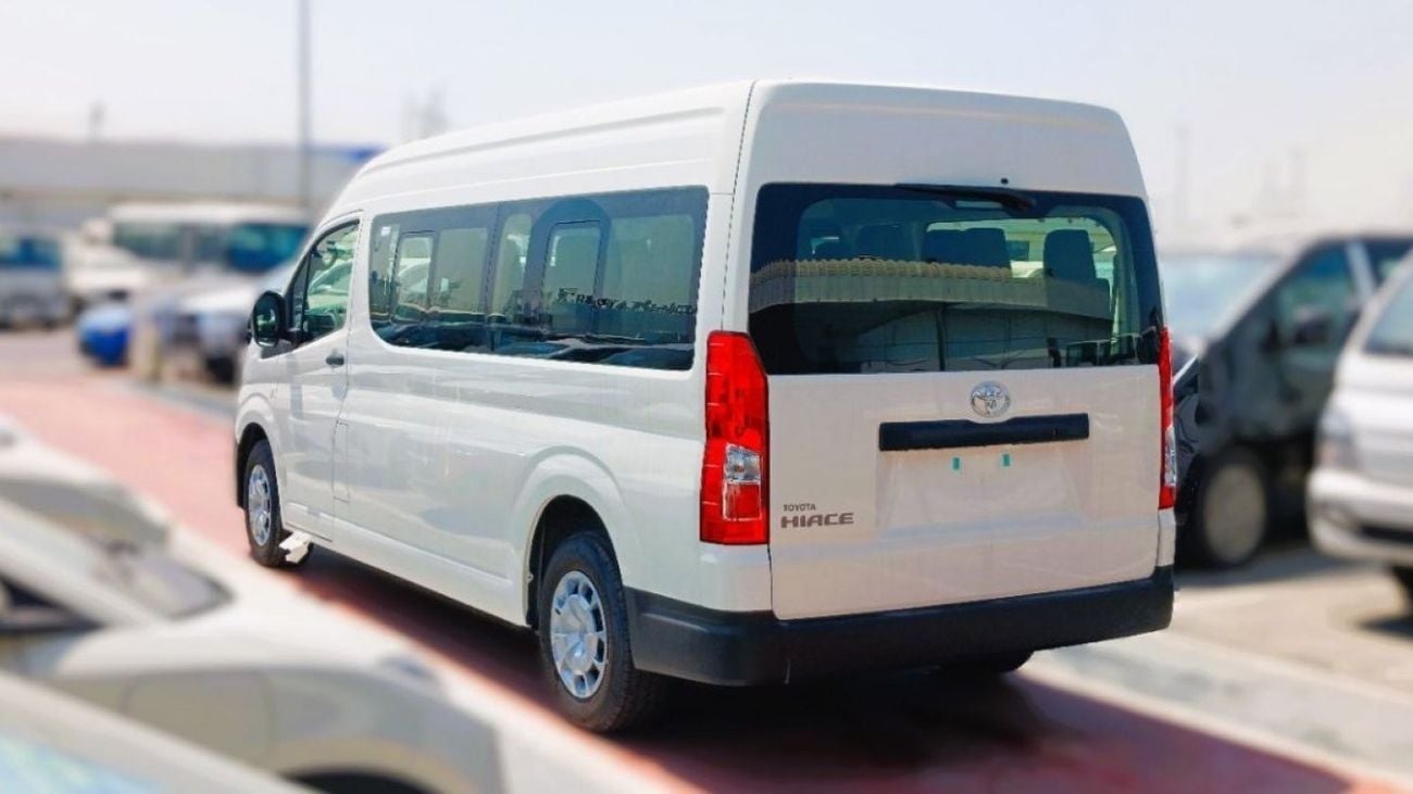 Toyota Hiace DLS - STD ROOF Toyota HiAce 2.8L Diesel Manual 13-seater  2025YM