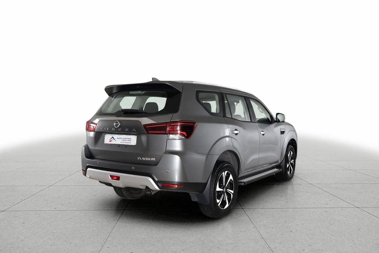 Nissan XTerra Platinum 2.5L 4WD PLATINUM 2.5