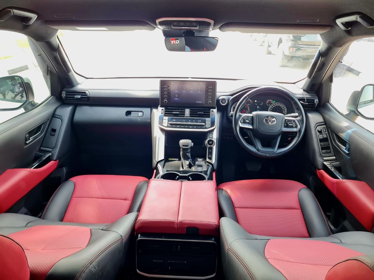 Toyota Land Cruiser GR SPORT