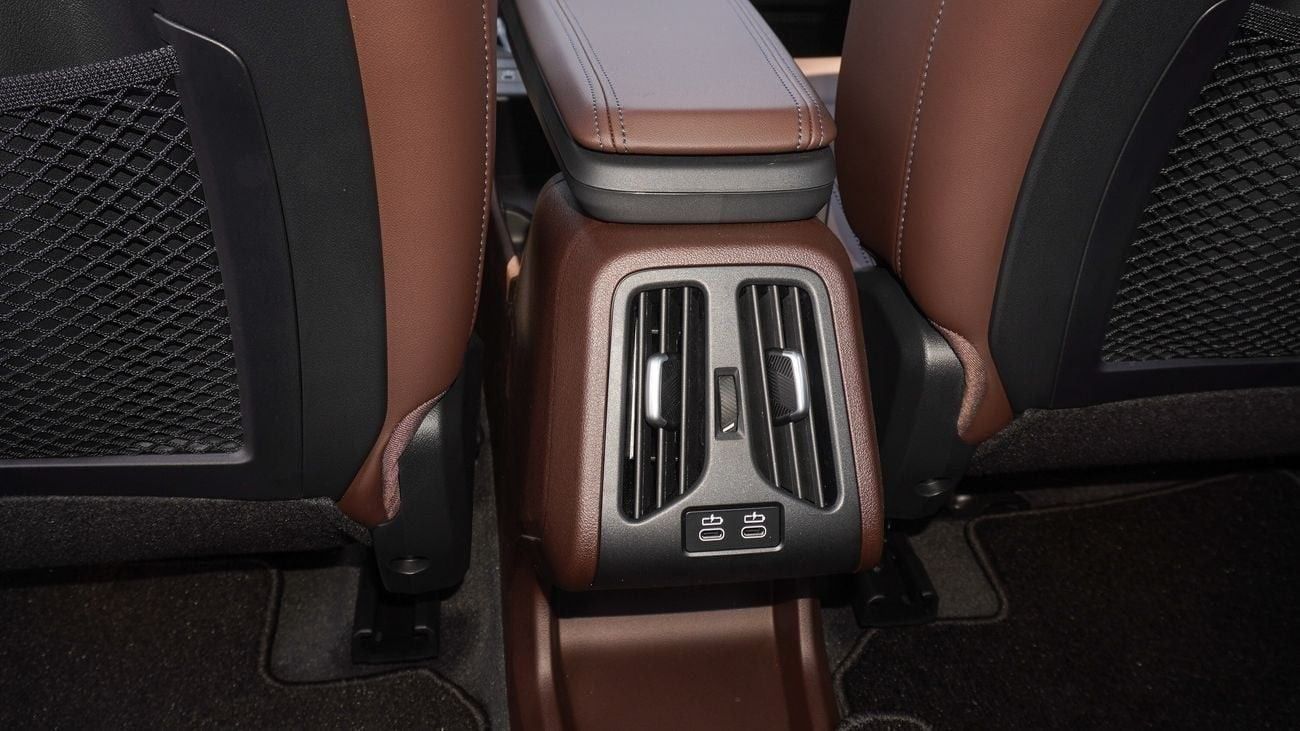 بي أم دبليو iX1 EDrive 25L