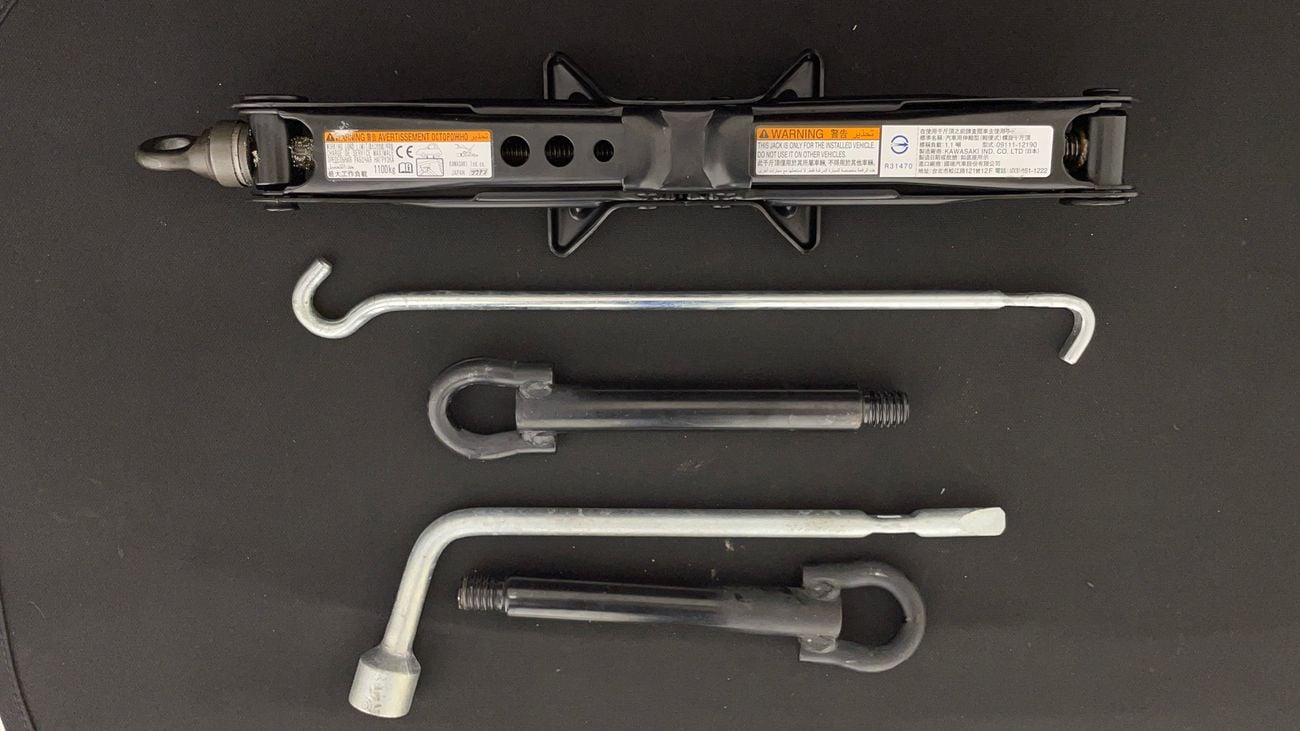 تويوتا كورولا XLI 1.6 | بدون دفعة مقدمة | اختبار القيادة في المنزل