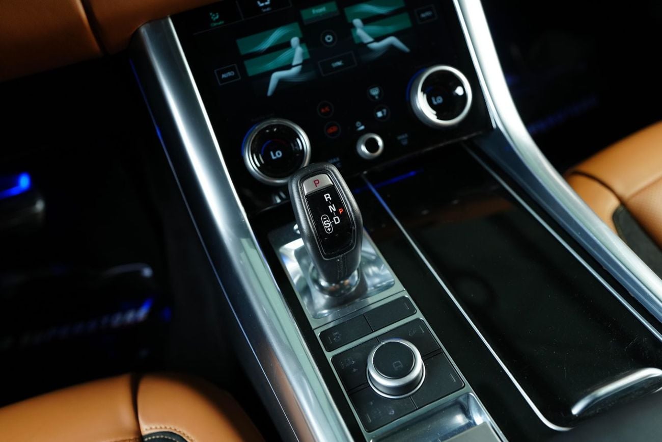 لاند روفر رينج روفر سبورت HSE DYNAMIC 3.0L