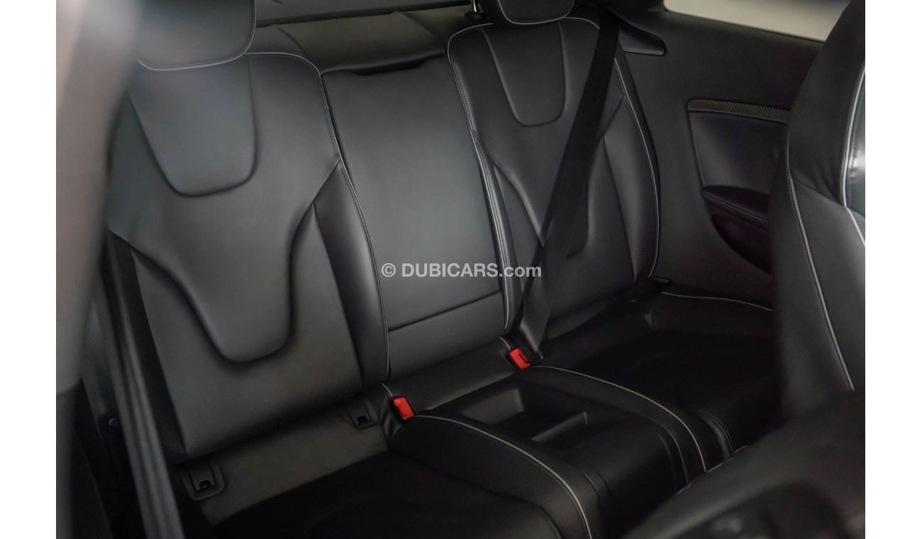 أودي RS5 2015 Audi RS5 Coupe 4.2L V8 / Full-Service History