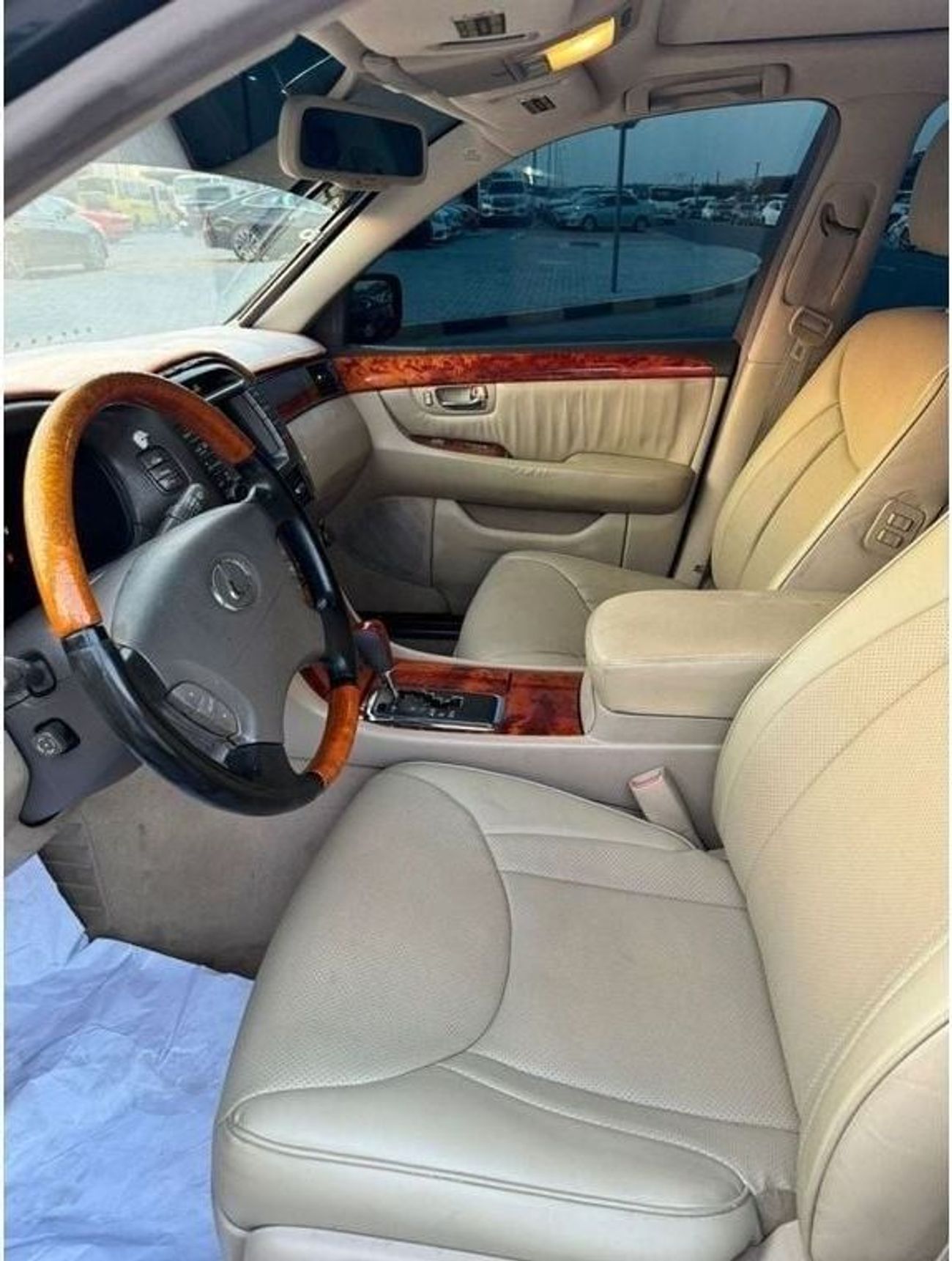 Lexus LS 430 very good condition inside and outside