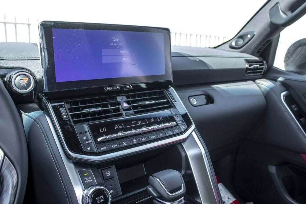 تويوتا لاند كروزر 2026 Toyota Land Cruiser GR-S 3.5L Petrol Twin Turbo AT (White-Red)