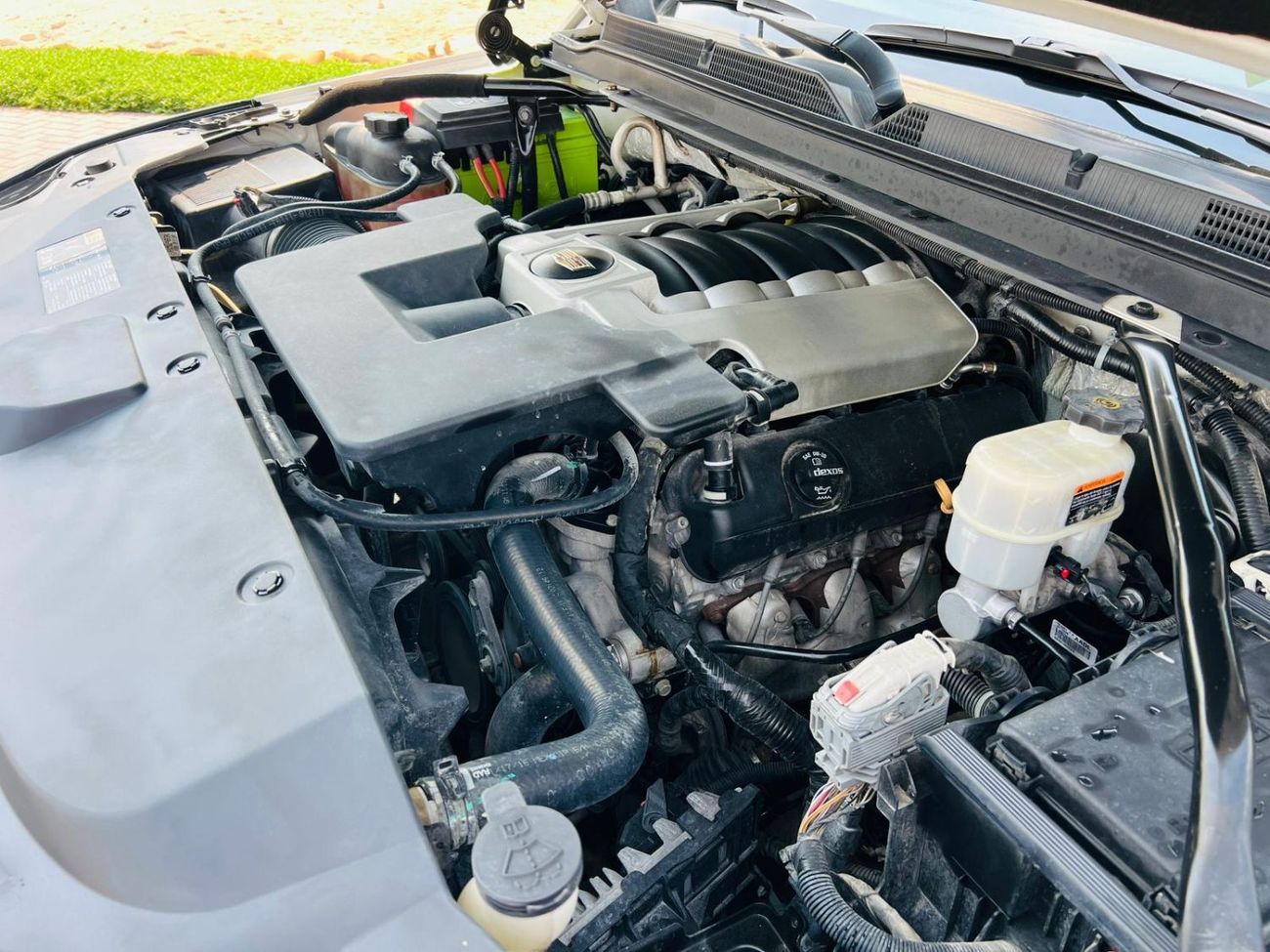 كاديلاك إسكالاد ESV 6.2L in excellent condition