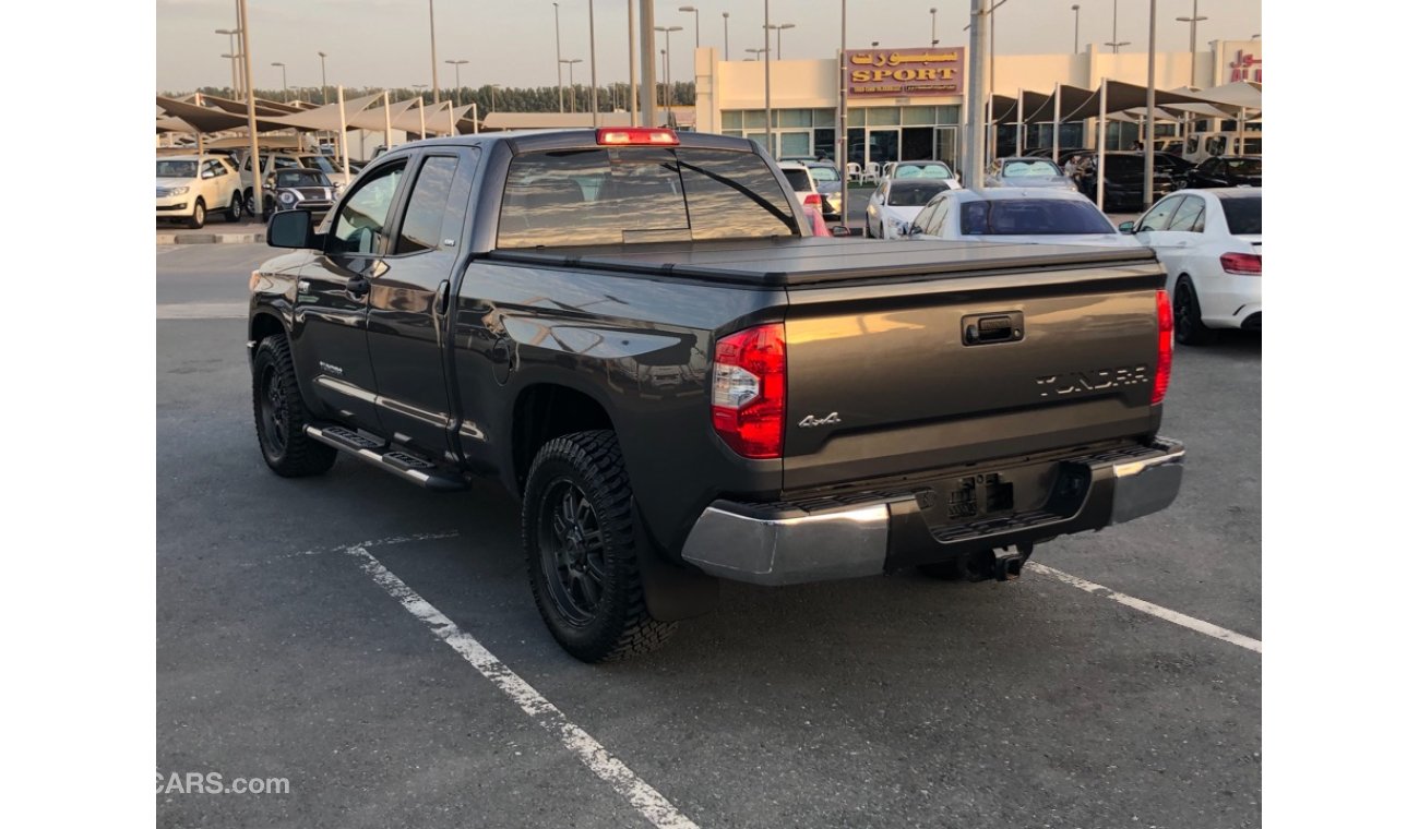 Toyota Tundra Toyota tundra model 2016 car prefect condition