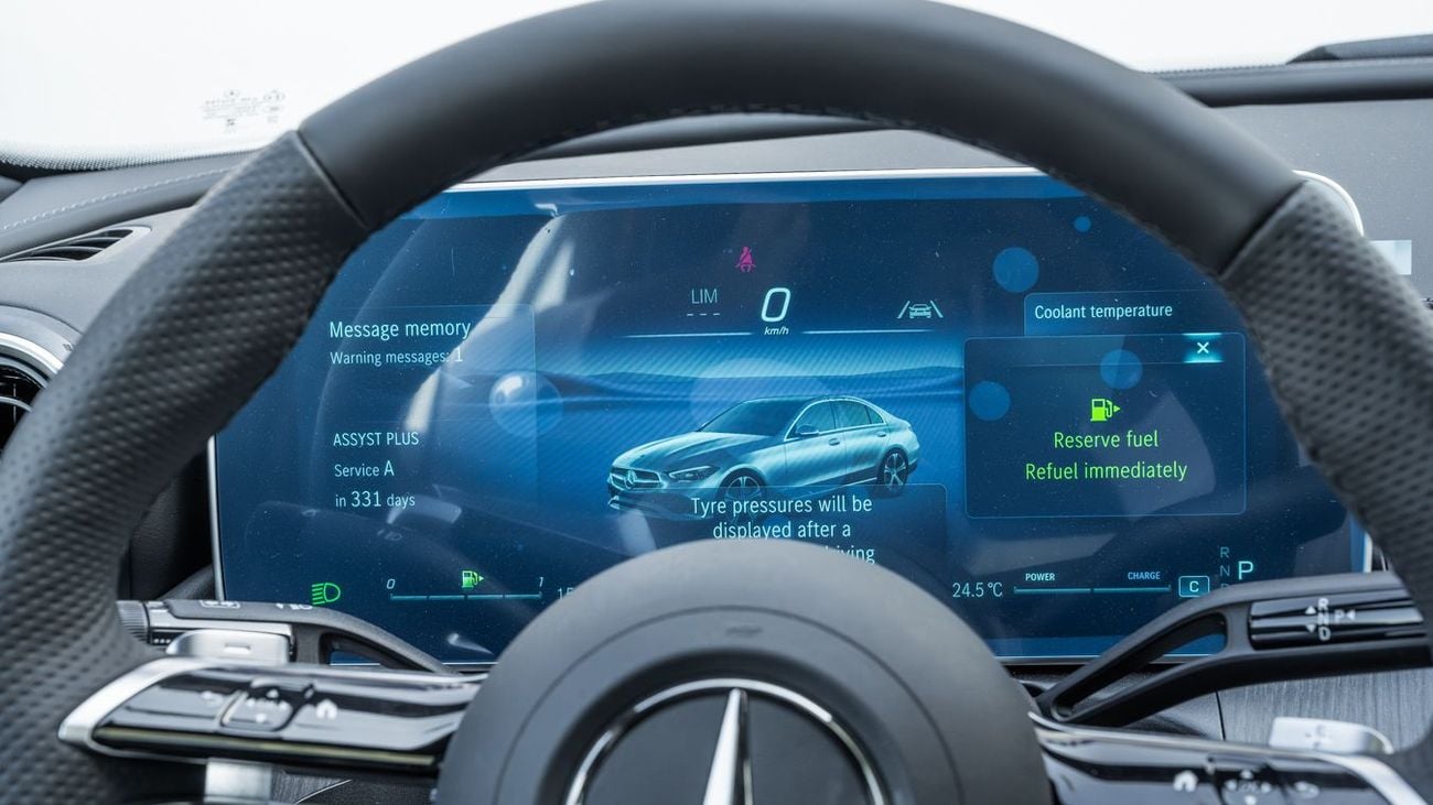 مرسيدس بنز C 200 MERCEDES BENZ C200 2.0L-2025YM