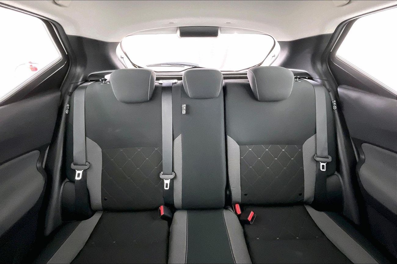 Nissan Kicks SV+NAV| 1 year free warranty | Exclusive Eid offer