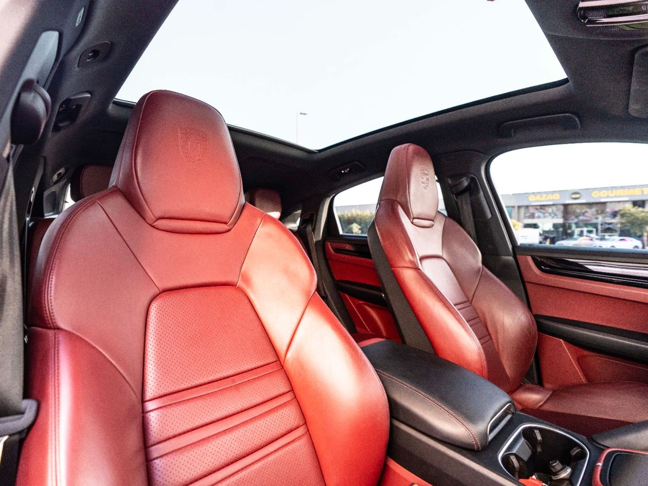 Porsche Cayenne GTS 4.0L (460 HP)