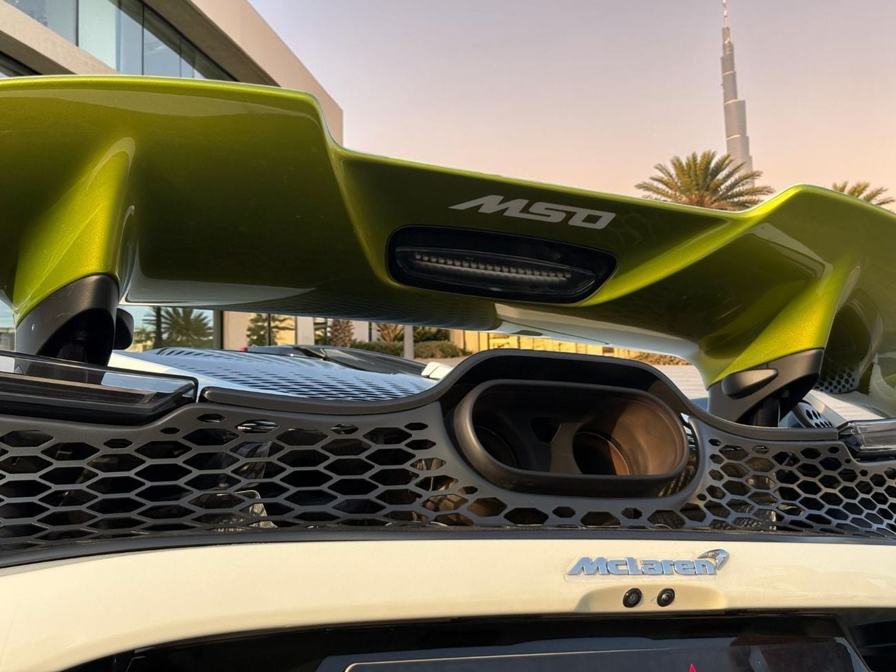مكلارين 750S AED 27,999 P.M | MCLAREN 750S SPIDER MSO | 4.0L TWIN TURBO V8 | WARRANTY &amp; SERVICE PLAN | GCC SP