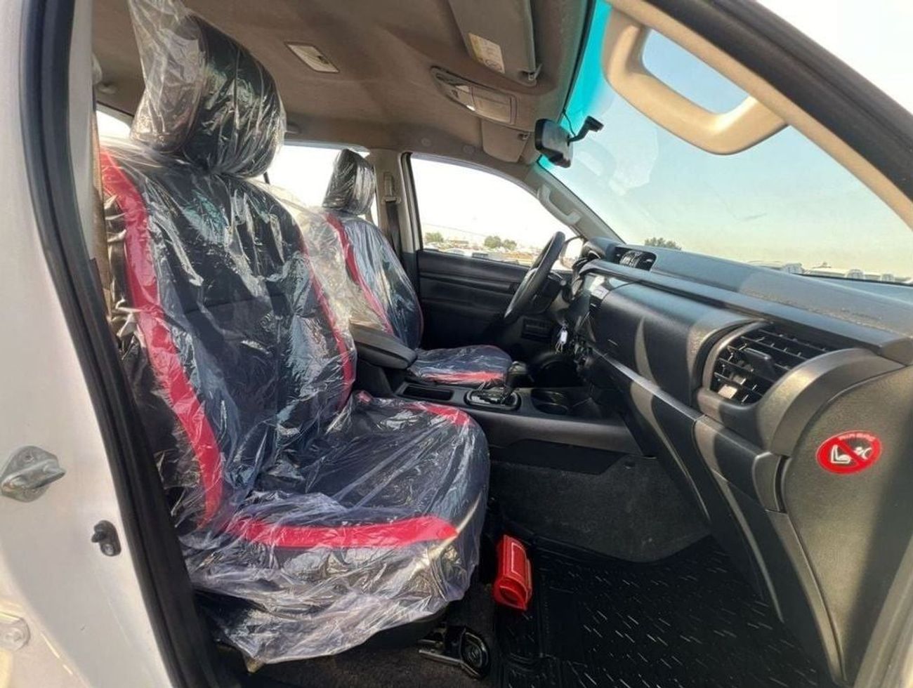 Toyota Hilux 2021 TOYOTA HILUX Adventure Option 2.7L  -  V4 - 4 Wheel Drive - LEATHER SEATS - AUTOMATIC TRANSMISS