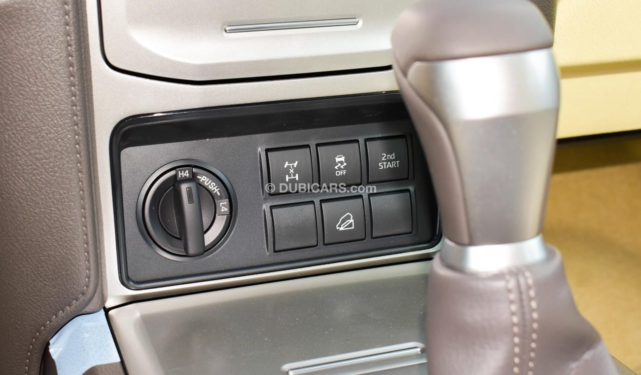 Toyota Prado TOYOTA PRADO - VX MID NIGHT EDTION 4.0 L V6 - 2023 - SILVER