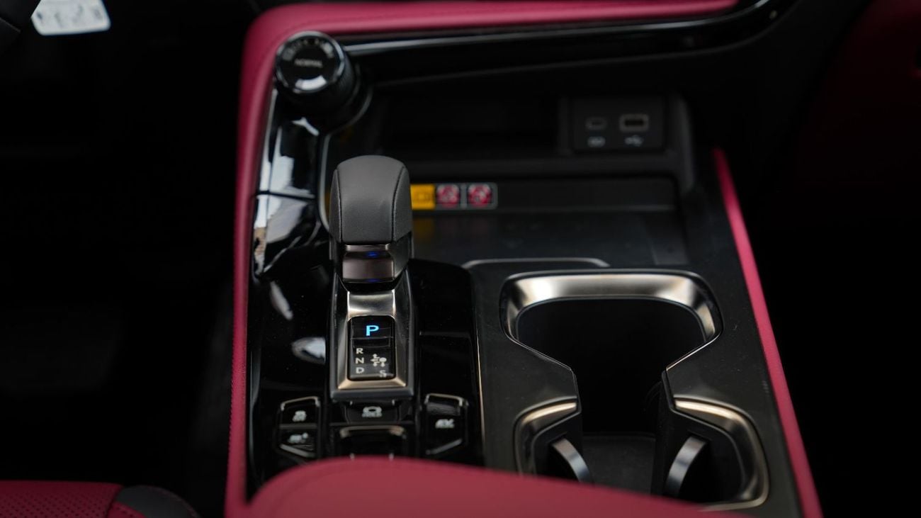 Lexus NX 350h PLATINUM 2026!! GCC CAR