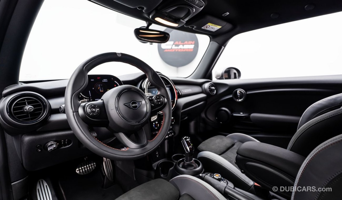 Mini John Cooper Works 2021 - GCC Under Warranty and Service Contract