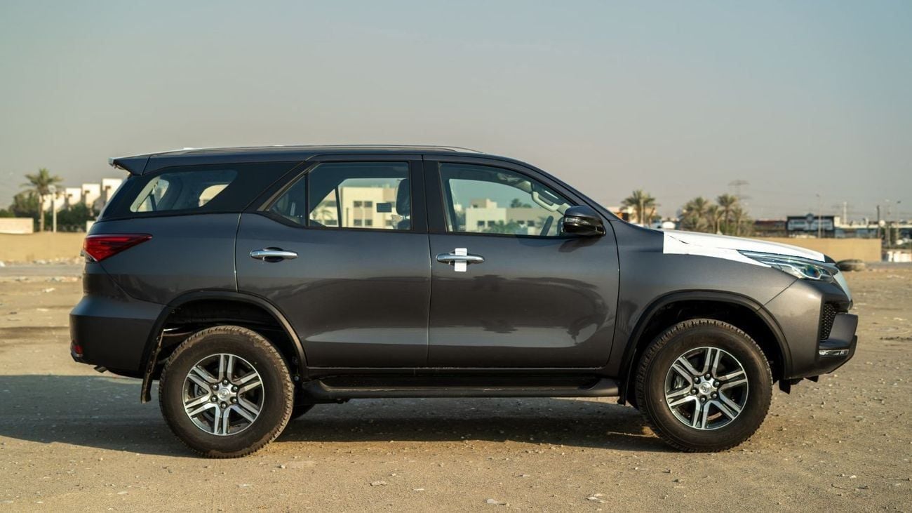 Toyota Fortuner EXR Mid Option 2.7L Petrol 2025YM [FOR EXPORT TO AFRICA ONLY]