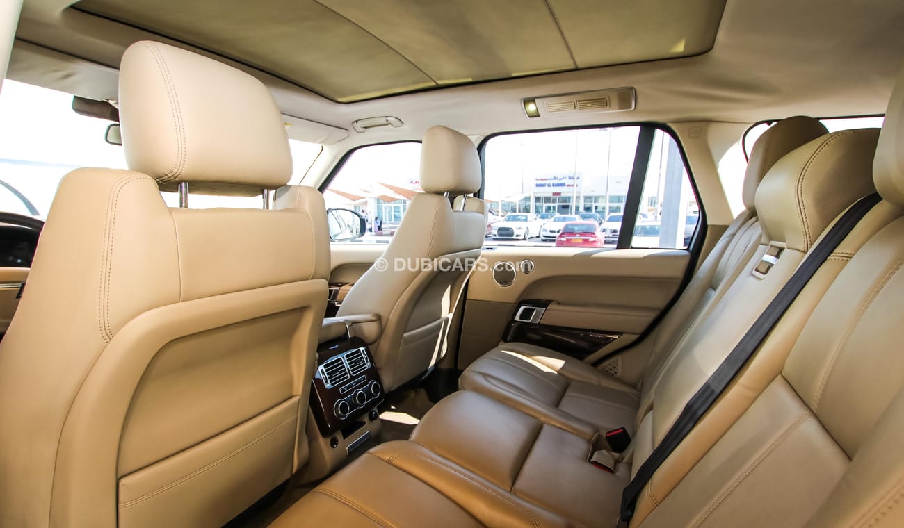 لاند روفر رينج روفر رنج روفر مواصفات خليجيه خاليه من الحوادث صبغ وكاله تشيكات وكاله السعر شامل الضريبه تسهيلات بنكيه بدو