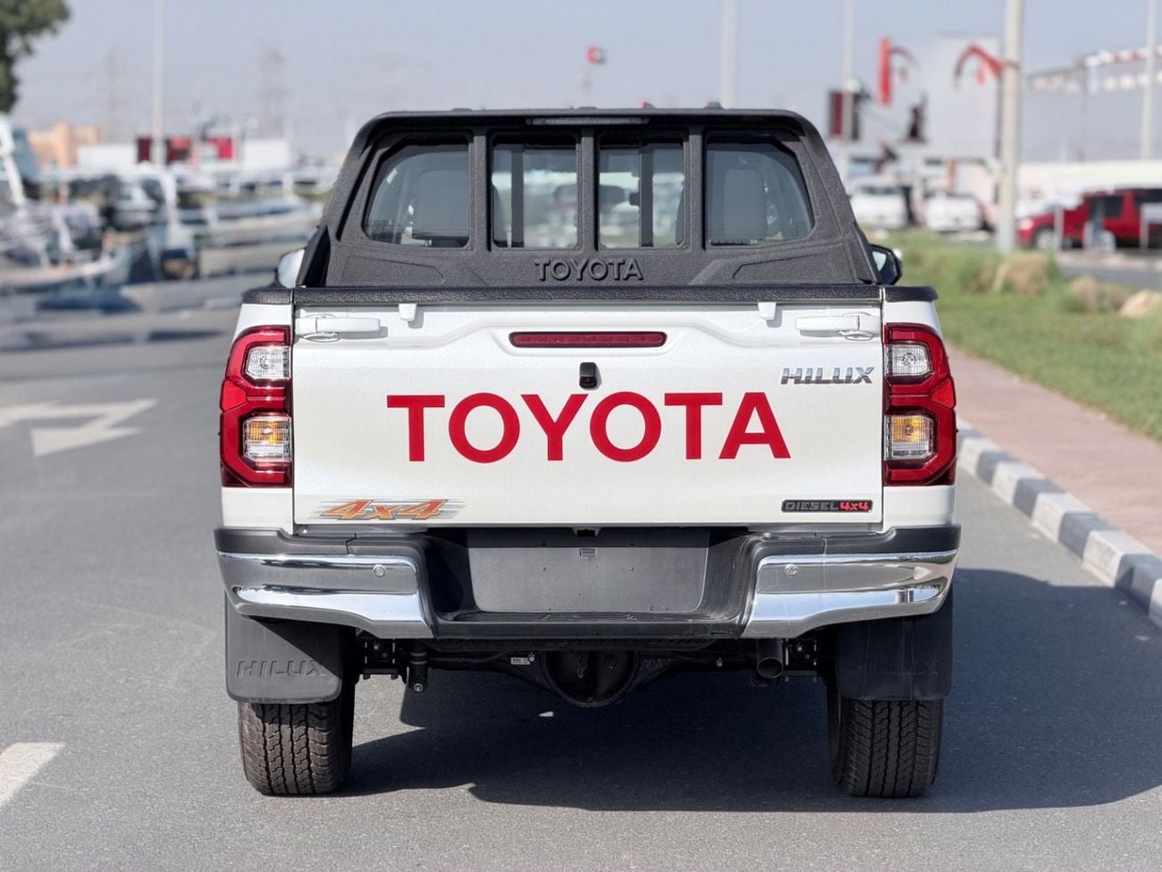 تويوتا هيلوكس GL 2 2.4L AWD