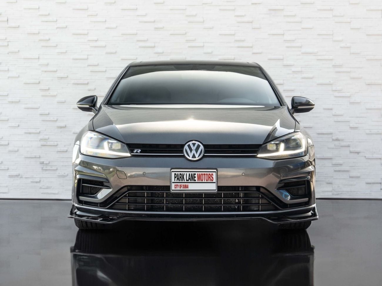 Volkswagen Golf R SPORT